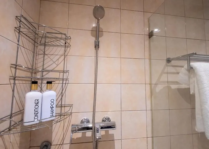Apartamento Cozy 2br In Bgc - Fixed Wi-fi 58 Inch Uhd Tv Manila